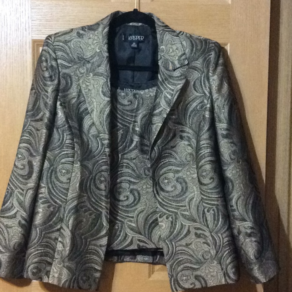 Blazer and shell set 12P - Like new -Black & Gold